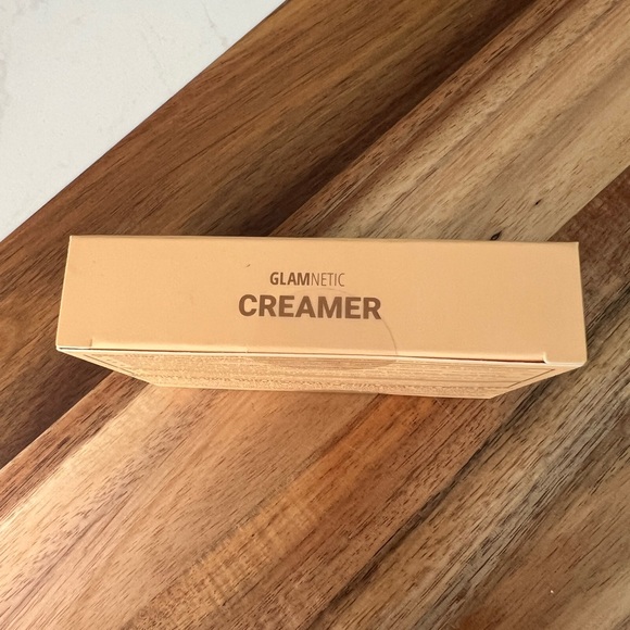 GLAMNETIC Reusable Press-on Nails in CREAMER - Picture 5 of 6